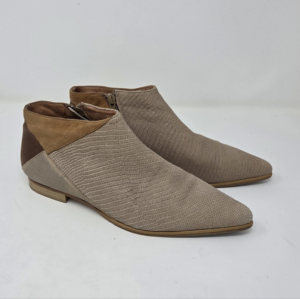 Free People Desert Rider Leather Mixed Media Ankle Bootie Size 39 / 9